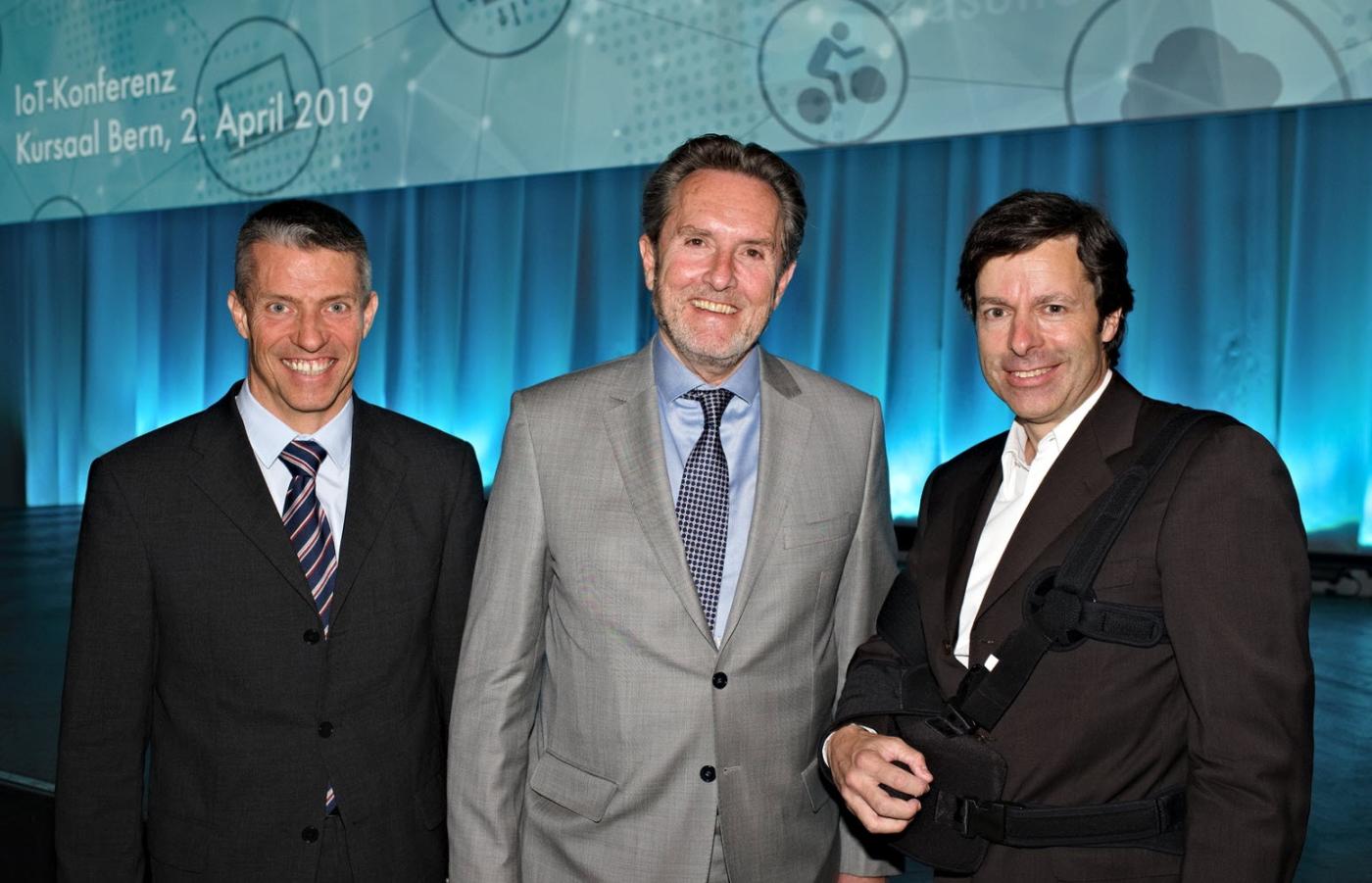 Philipp Spaeti, CTO IBM Switzerland, Asut-Präsident Peter Grütter und Philipp Metzger, Direktor des Bundesamts für Kommunikation (v.l.).