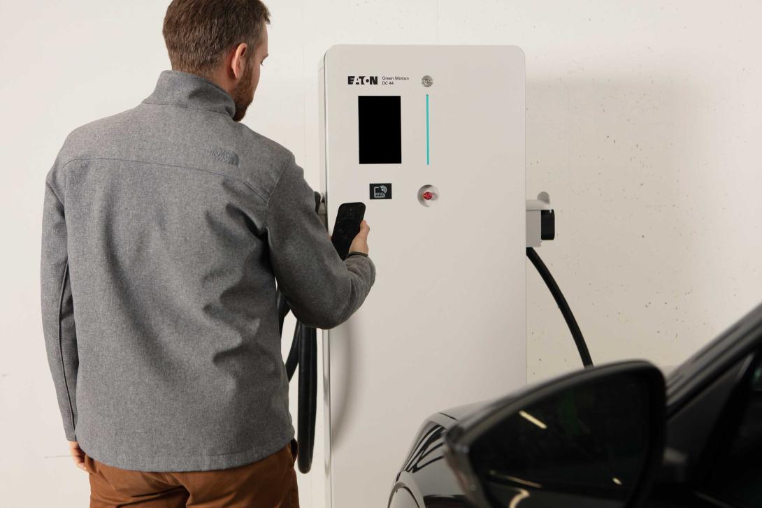 Des bornes de recharge à très haut rendement